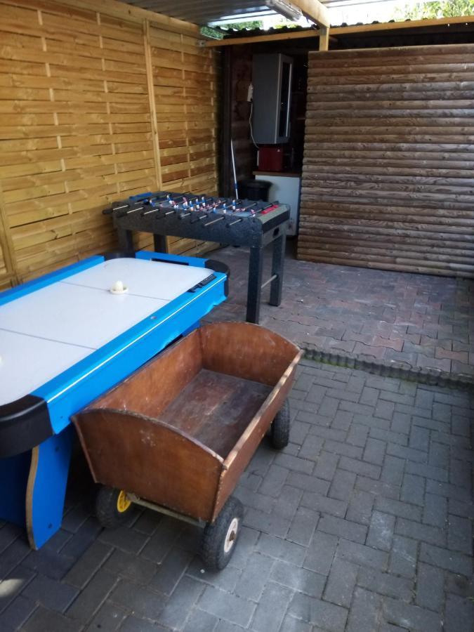 Urlaub Machen Direkt Am Irland Das Kinderparadies In Twisteden Im Grossen Garten Bei Privatleute Fur Maximal Sechs Personen Kevelaer Exterior foto